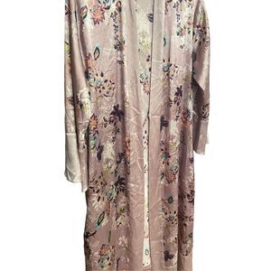 Victoria’s Secret floral satin polyester full length robe size M/L